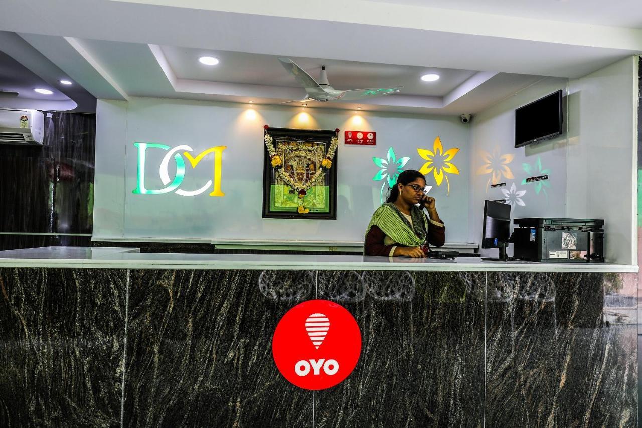 Oyo 16155 Hotel Dcm Grand Vijayawāda Екстериор снимка